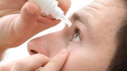 Colírios podem afetar a saúde se usados de forma errada, sem o aval do oftalmologista Colírios podem afetar a saúde se usados de forma errada, sem o aval do oftalmologista