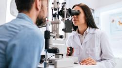 Oftalmologista lembra sobre necessidade de consultas periódicas, no Dia Mundial da Saúde Ocular